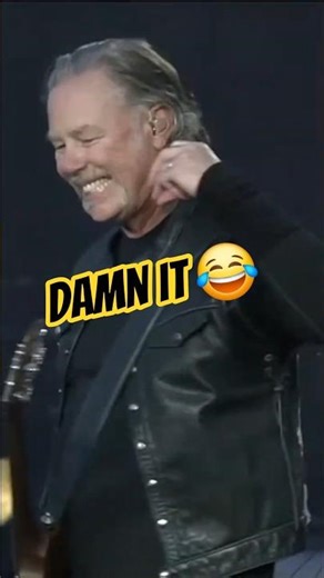 That Look of Disappointment from James Hetfield 😂 | Metallica Slane Castle 2019
