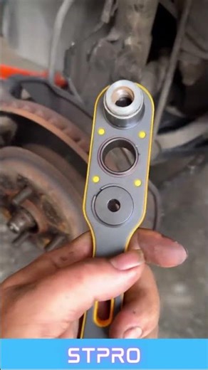 Offset Socket Tool for Tight Spaces