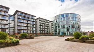 Cladding Scandal Latest: The 'Firetrap' Homes That Can't Get Fire Insurance | LBC