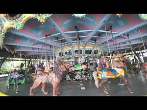 Carousel and Wurlitzer 153 band organ at Kennywood