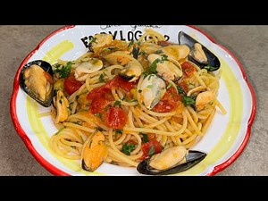 SPAGHETTI COZZE E POMODORINI
