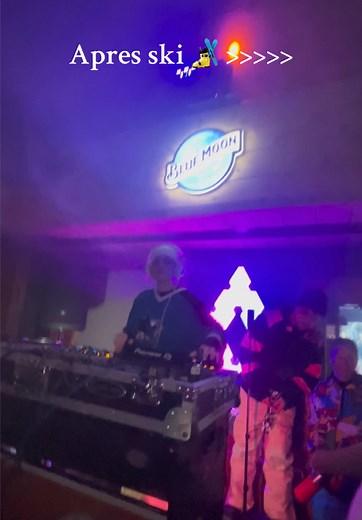 Explore T-Bar: The Best Après Ski Spot in Colorado