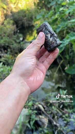 Part 2 Coming Tommorow! #relic #artifact #archaeology #trash #dump #dumpsterdiving #dumpster #history #historic #metaldetecting #metaldetector #magnetfishing