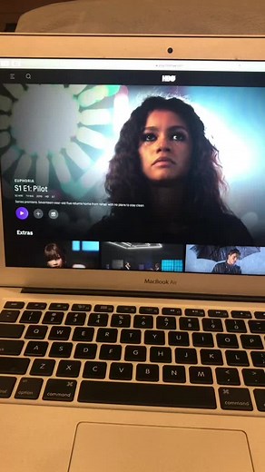 watching euphoria season 1 episode 1 for the first time!! #tvshow #euphoria #zendaya #watchwithme