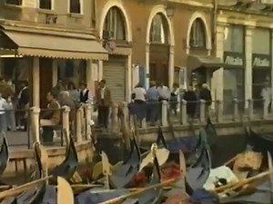 Se hai svolto il Servizio Militare di Leva sicuramente ti ricorderai della "LIBERA USCITA" Se non eri "Consegnato" o impegnato in qualche "Servizio di Caserma" alle ore 18:00 eri in Libera uscita, ma dovevi rientrare prima del contrappello alle ore 23:00 !!! CHE RICORDI HAI DELLA LIBERA USCITA ? | Paninaro Bircide