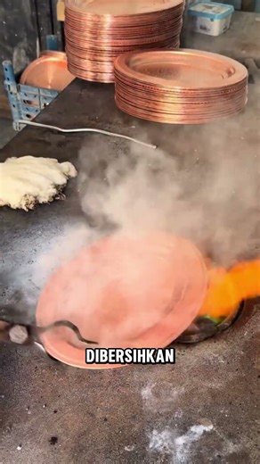 This is How Metal is Coated with Tin to Make it Rust-Resistant