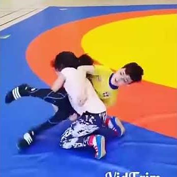 lil mma kid lift carry boy