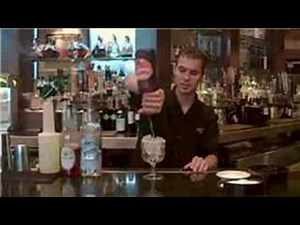 Video Bartending Guide : Peach Margarita Recipe - Tequila Drinks