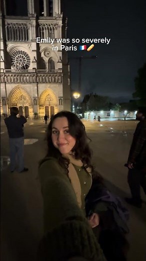 Paris that was one of my favorite shows and playing La Machine du Moulin Rouge was surreal🥺❤️🇫🇷