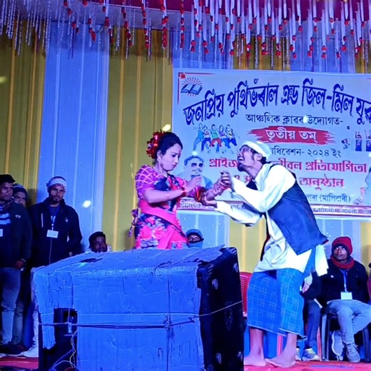 2.1M views · 26K reactions | Kala Chasma Gore Gore kala kala Chasma ! New Stage Program Dance Video ! Singer Shahadat Ali #SontoliLive #reels #funny #comedy #video #viral #video #folk #music #stage #program #video2024 | Sontoli LIVE | Facebook