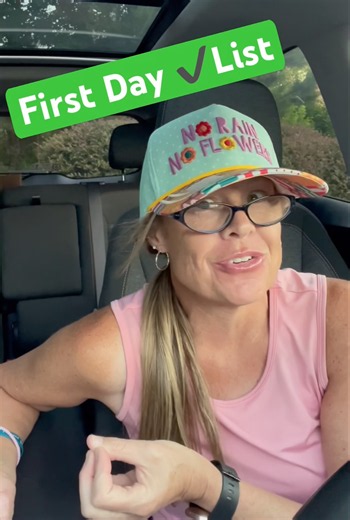 First Day checklist for littles #kindergarten #firstdayofschool