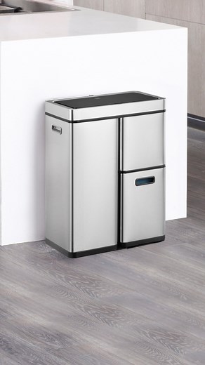 👋 Meet the new EKO Mirage Plus Sensor Recycling Rubbish Bin – a stylish, space-saving superhero for your home. ⠀⠀⠀⠀⠀⠀⠀⠀⠀ With 60L of capacity spread across three compartments, it makes sorting and recycling a breeze. ⠀⠀⠀⠀⠀⠀⠀⠀⠀ Use the large bin for everyday rubbish and the two smaller ones for recycling and food waste. ⠀⠀⠀⠀⠀⠀⠀⠀⠀ Hands full? No problem! Simply wave your hand to activate the sensor and the lid opens like magic. ⠀⠀⠀⠀⠀⠀⠀⠀⠀ Crafted from fingerprint-resistant stainless steel, it keep