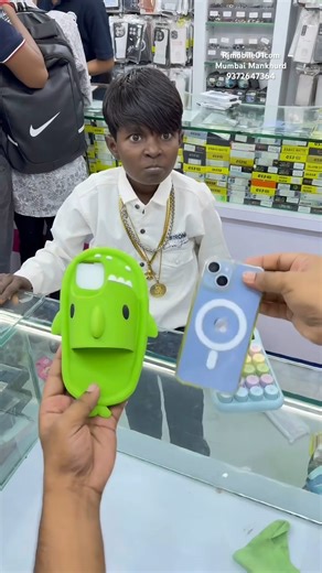 Funny Cute Shell 3D Shark Slippers Phone Case New Silicone Soft Shell Phone Case for Iphone 15 #mobilecover #mobilecoverdesign #mobilecase #mobileaccessories #iPhoneCover #iPhonecase #viralvideoシ #accessories #viralvideo | Rj Mobile 011