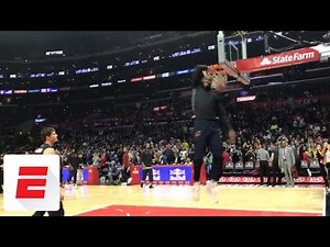 LeBron James teases what his dunk contest might look like during pregame warmups | ESPN