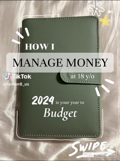 MANAGE MONEY How I manage my money as an 18 year old. —————— 2024 is the year of getting our money right! This is the simplest budget plan I could ever possibly think of. I have been using this for about 2 years, and it has always worked for me. This same plan worked even when I wasn’t earning cash. It was a little more complex, but I was able to do it all virtually and you can too. —————— Examples for monthly budgets - food - rent - car payments - insurances - self care and hygiene products - h