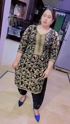 Traditional South Asian Dance in Salwar Kameez