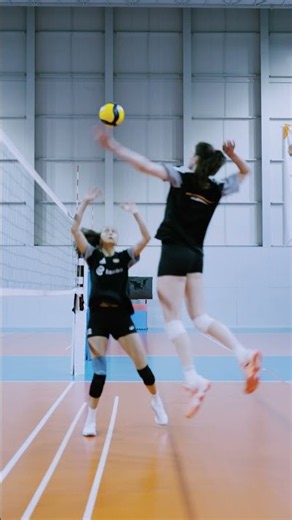 Elif Şahin, Yaprak Erkek ve Dana Rettke 🏐🔥