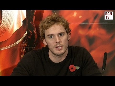 Sam Claflin Interview - Finnick Odair - Hunger Games Catching Fire Premiere