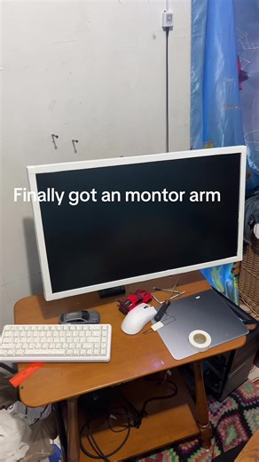 Montor Arm Setup for Samsung Monitor