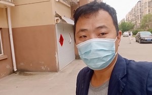 上门维修一台又老又破旧的电脑看看能不能修好，一起学习电脑知识