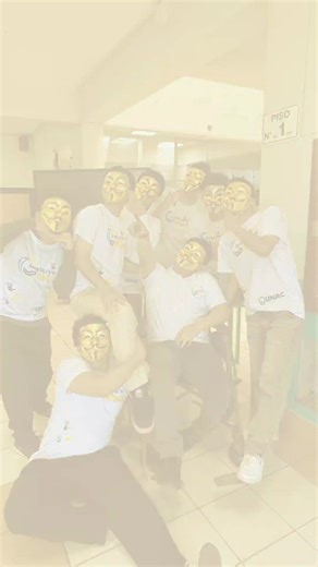 #Trend I 😏✨ Si no viste esto, ¿realmente estudias en la UNAC? 🎶 Ritmo, máscaras doradas, pasos prohibidos y ambiente 10/10 Comenta 👇 ¿Como pasaste Halloween? ¿Tuviste tu noche de entierro? 😏 #ConstruyeUNAC #ConstruyendoTuFuturo | Construye UNAC