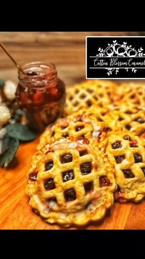 😍 Show us your recipes!! Tag us & share your delicious treats made with fresh fruit from The Fruit Truck. We love to see your tasty desserts 😋 #thefruittruck #freshfruit #thefruittruckmarket #delicious #recipes #treats #desserts #fruits #homemade #sweets | The Fruit Truck