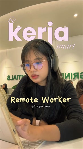 feby | tips career ✮⋆˙ on Instagram: "Be smart guys, jangan gampang tergiur sama penghasilan yang "Too good to be true" 🥲🙏🏻 Apalagi yang dikomen2an nawarin kerjaan, inget kita kerja buat dibayar bukan bayar dulu baru dikasi kerjaan. Berapapun nominalnya, alasan biaya adminstrasi lah, harus top up dulu lah, gak ada yang kayak gitu. Kalau mau cari side income/freelancer/kerja remote, cara simplenya gini: ➡️ Cari bidang yang bisa dikerjain secara remote. ➡️ Pelajari role dan bangun skillnya ➡️ B