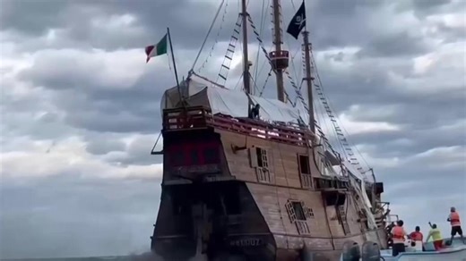 Replica of Columbus’ Santa Maria sinks off Mexico coast