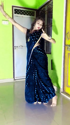 8.9K views · 3.8K reactions | Maroon Color Sadiya 﫣 ………………………………….. #trendinreels #instamood # | Vidya Official | Facebook