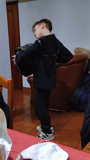 Quando o Rodrigo da Concertina está presente, a festa é garantida! #musica #concertina #desgarrada #festapopular