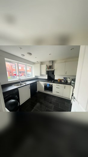 Some of our work lately.. we have been busy busy making homes sparkle ✨✨ #sparklezcleaningsolutions #cleantok #cleaningtiktok #domesticcleaners #airbnbcleaners #fyp #sparkle #afterresult #teamwork