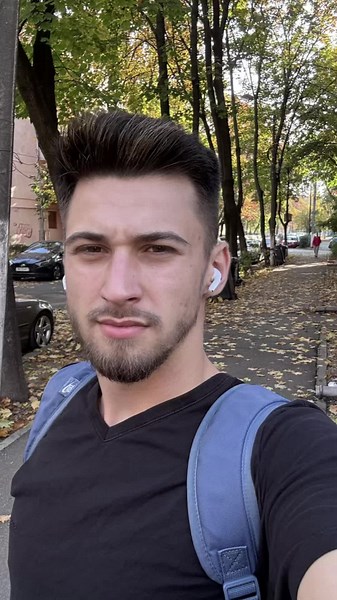 Descubre las tendencias LGBT en Rumanía con Andrei