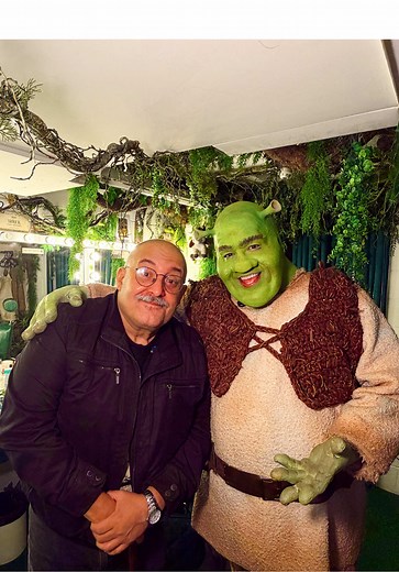 Tiago Abravanel encontra Mauro Ramos: emoção por Shrek no Brasil