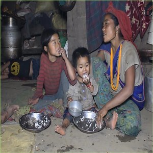 52K views · 754 reactions | Cooking and eating together by family.❤️❤️ | Villager Nomadic | Facebook