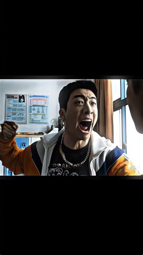 “Suho and Go tak step in together to save Sieun in the final battle! 💥🛡️”