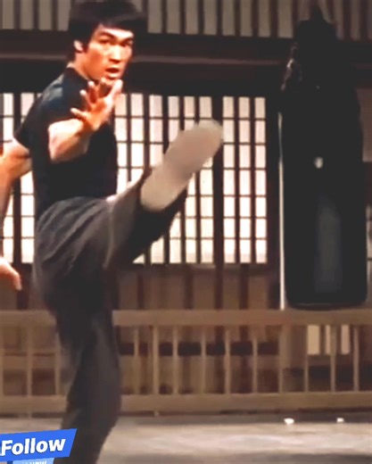 322K views · 7.6K reactions | Bruce_Lee’s_Mastery_of_Leg_Control_—_A_Training_Moment,,❤️❤️❤️ | L Ajith Piter | Facebook