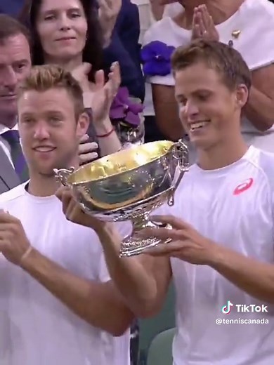 Un triomphe inoubliable de Pospisil et Sock à Wimbledon