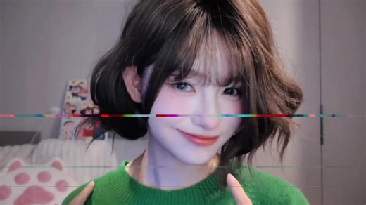 ✨ “その魅力、説明不要。見るだけで感じる💫 今回はベトナムの音楽と共に、この美しさを楽しんで！🇻🇳🎶” #VisuaLush #魅力的 #美しさ #AestheticVibes #エレガンス #洗練 #ベトナム音楽 #ForYou #FYP