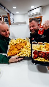 24K views · 1K reactions | IM SORRY CHRIS… 路‍♂️ Everyone needs to learn to love Fish and Chips. The good stuff. The clean stuff. The stuff you crave after a long day. Knowing what kind of pressure I was under from @crown_bezel, we had to go to @motherhubbardskingsheath 懶 ***I also tried something new… MASALA FISH. Converted*** #foodreviewclub #foodcritic #foodreview | Food Review Club | Facebook