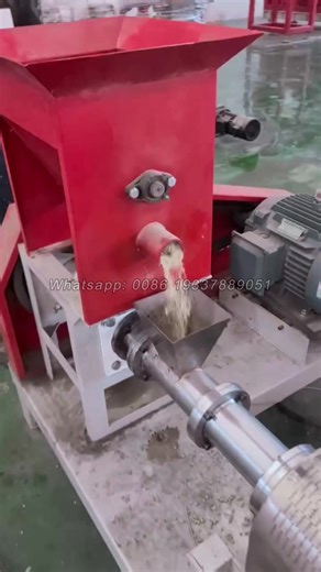 High quality floating fish feed pellet machine#fishfeed #floatingfeedpellet #fishing #fishfarming