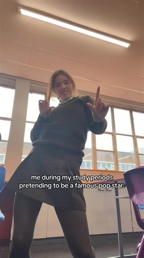 Julia's Dance: Study Breaks as a Pop Star