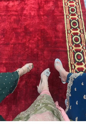 Exploring Beauty Without Pain: A Unique Perspective