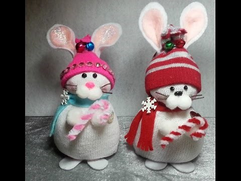 DIY~Adorable Chubby Snow Bunny Made From D.T. Sock! Christmas! EASY NO SEW!