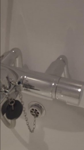 Travelodge London Central City Road | Affordable Comfort in the Heart of London #shorts