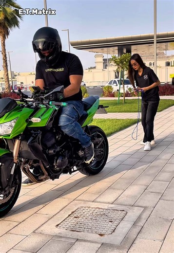 Motociclismo: ¿Dejar la moto o perder a la chica?