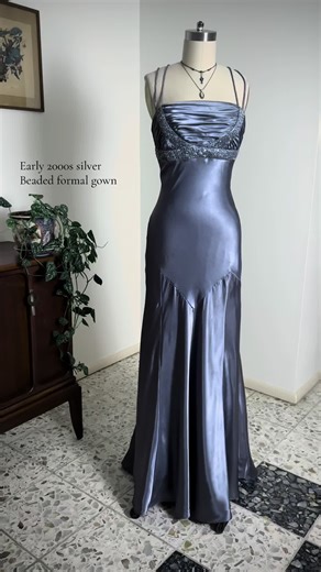 Stunning Early 2000s Y2K Silver Formal Gown