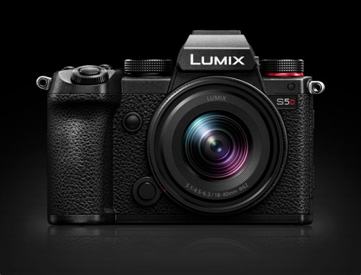 Full-frame cameras with OLED viewfinders and lenses from €799 make switching from smartphones more appealing than ever