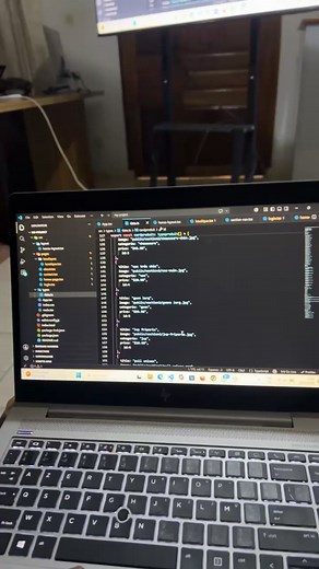 ✨ Mon projet prend vie ! ✨ J’ai créé mon propre site web en développement web 💻🔥 Des heures d’apprentissage, de code et de créativité pour arriver à ce résultat. Chaque jour j’apprends et j’évolue encore. Dites-moi ce que vous en pensez en commentaire ❤️ #DeveloppementWeb #WebDesign #React #Coding #ProjetWeb