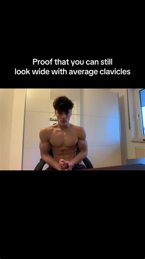 You just need dominant shoulders #frame #clavicle #mogged #fyp