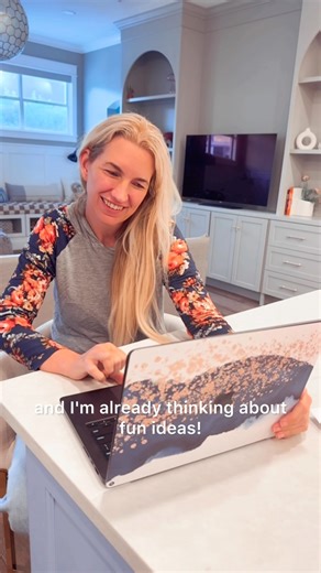 Meghan Allen | POV: You’re dreaming of fun things to do for Spring Break but want to find the best deals. Thanks to @TicketsatWork, I saved big on tickets... | Instagram